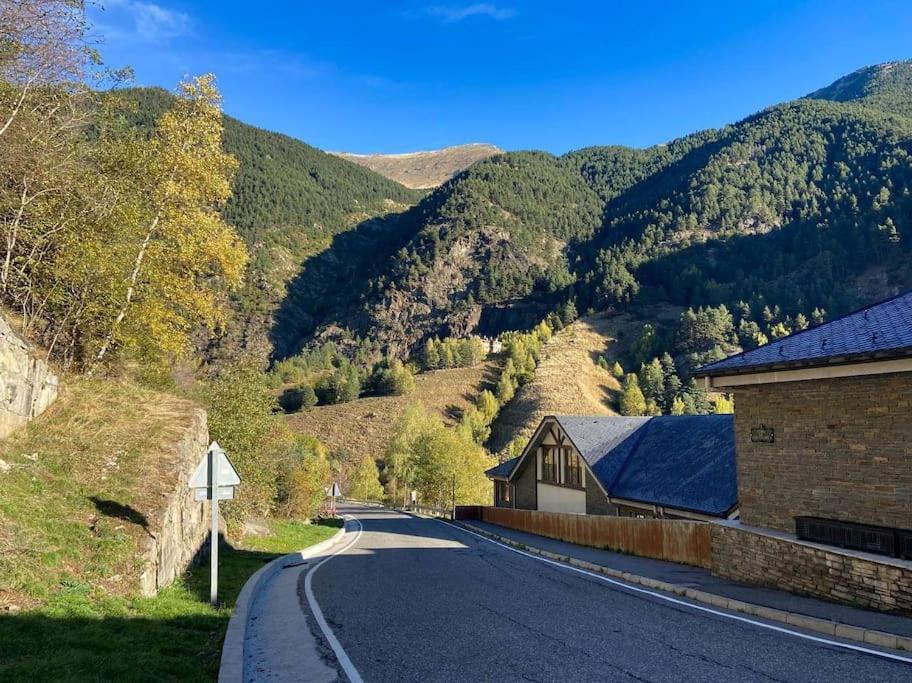 Iconic - A Pie De Pistas En 1 Minuto - Terraza Con Vistas Al Valle Arinsal - Parking Gratis L By Bonesvacances Exterior photo