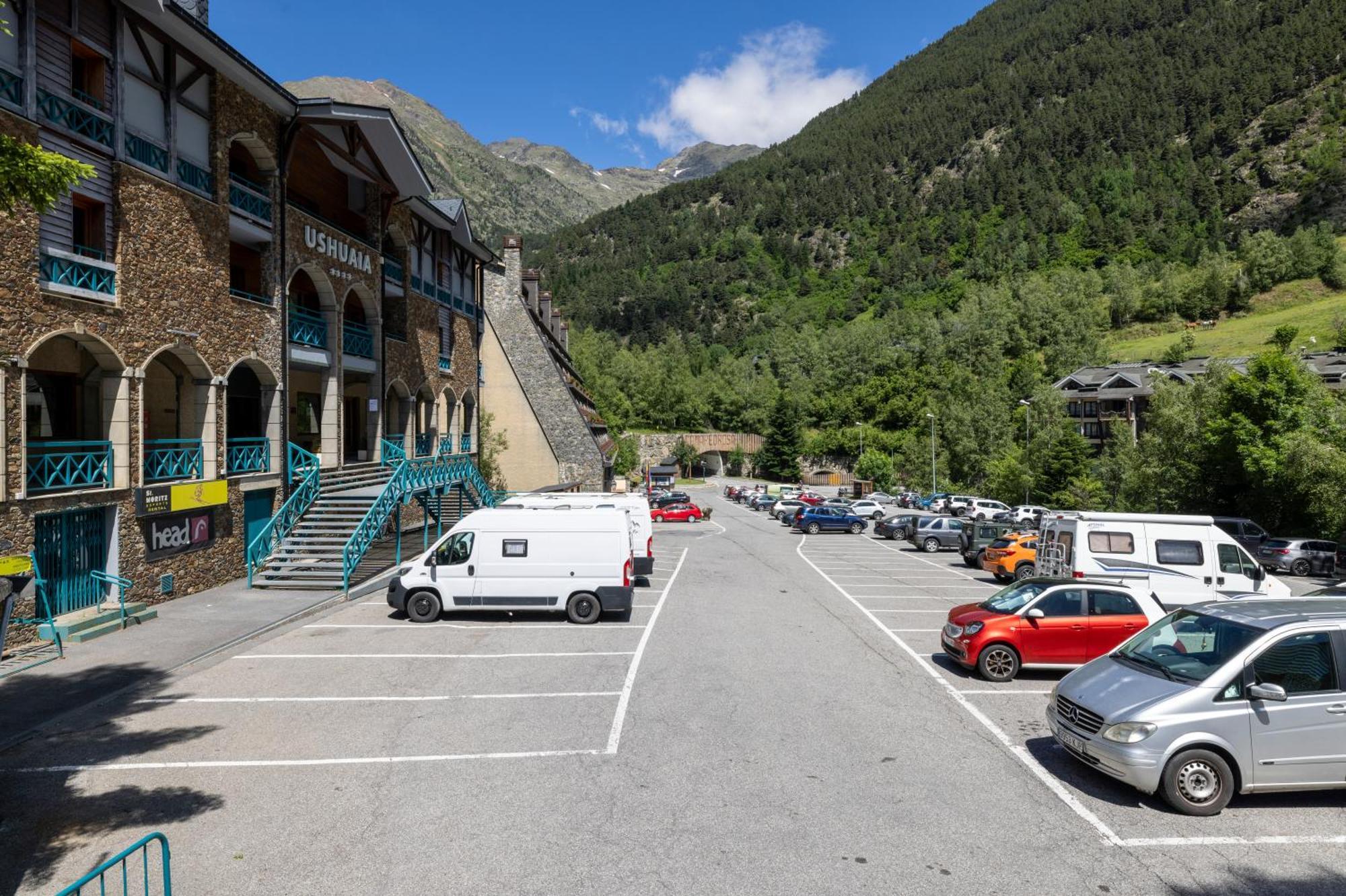 Iconic - A Pie De Pistas En 1 Minuto - Terraza Con Vistas Al Valle Arinsal - Parking Gratis L By Bonesvacances Exterior photo